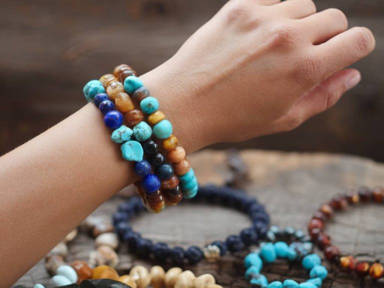 bracelet pierre naturelle : comment choisir et porter ces trésors de la terre