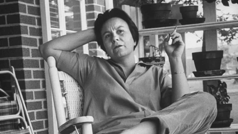 Harper Lee : l’incroyable histoire derrière « To Kill a Mockingbird » — le roman jeté par la fenêtre qui a bouleversé l’Amérique