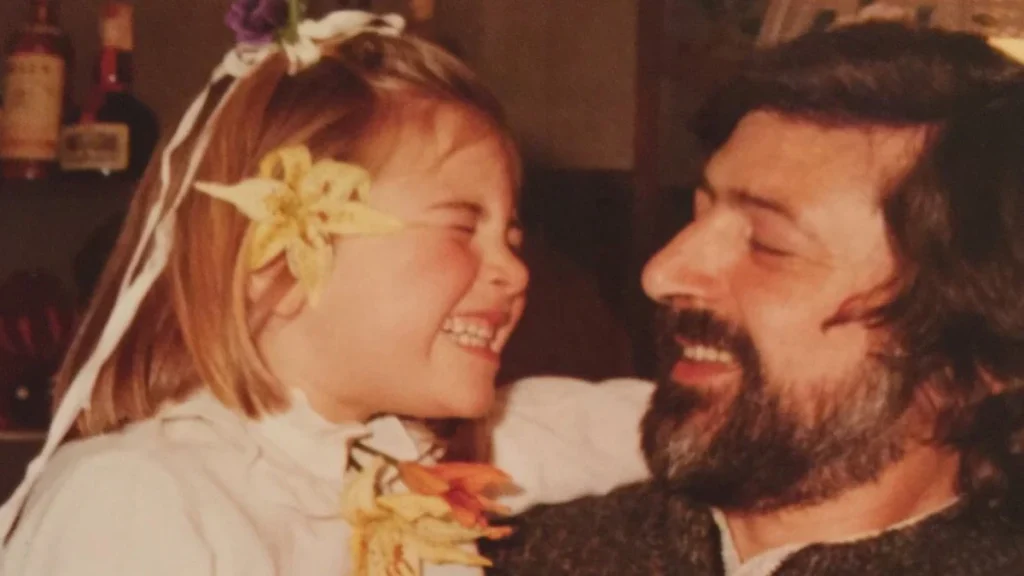La chanson secrète de Guccini pour sa fille : l’histoire émouvante de Culodritto qui vous fera fondre