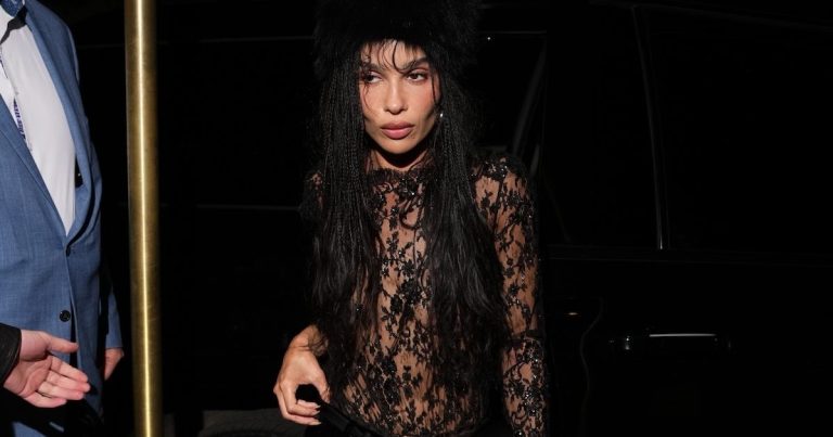 Top en dentelle : la pièce sexy et chic qui transforme vos looks de soirée cet automne — 10 façons de le porter comme une star
